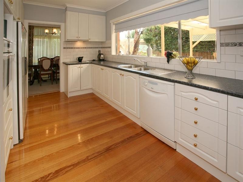 10 Jarrah Court, Glen Waverley VIC 3150