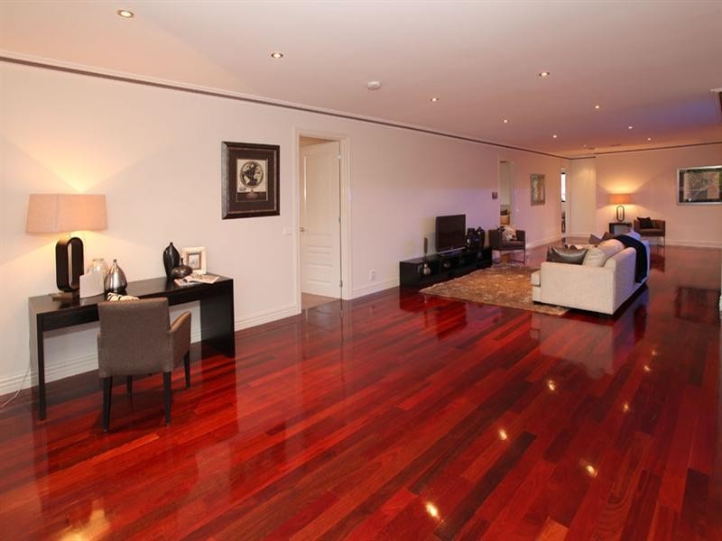 10 Beacon Street, Glen Waverley VIC 3150