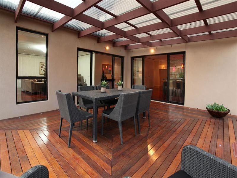 10 Beacon Street, Glen Waverley VIC 3150