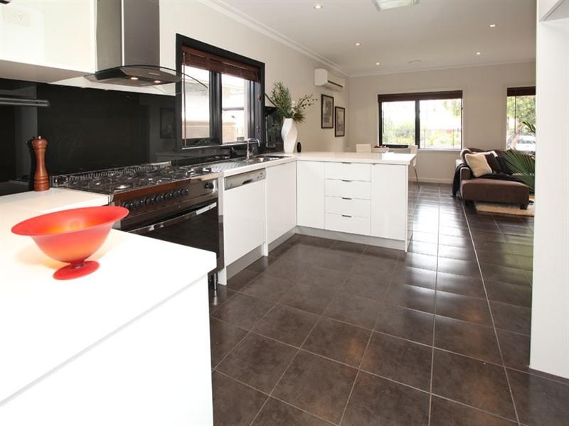 1/6 Kalimna Avenue, Mulgrave VIC 3170