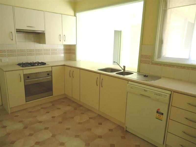 29 Driftwood Drive, Glen Waverley VIC 3150