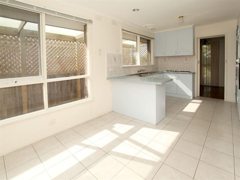 19 Mackellar Avenue, Wheelers Hill VIC 3150