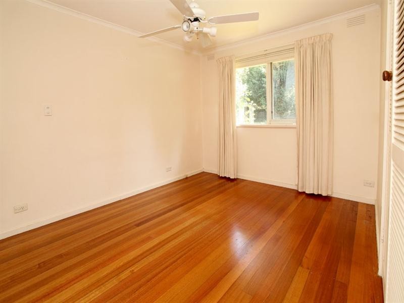 19 Mackellar Avenue, Wheelers Hill VIC 3150