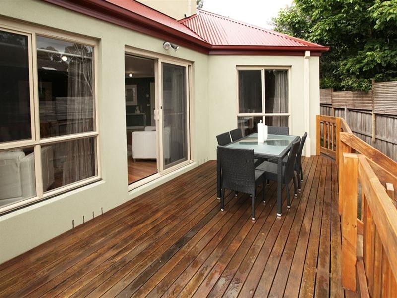 2/6 Henderson Court, Glen Waverley VIC 3150