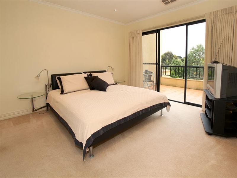 94 Stanley Road, Vermont South VIC 3133