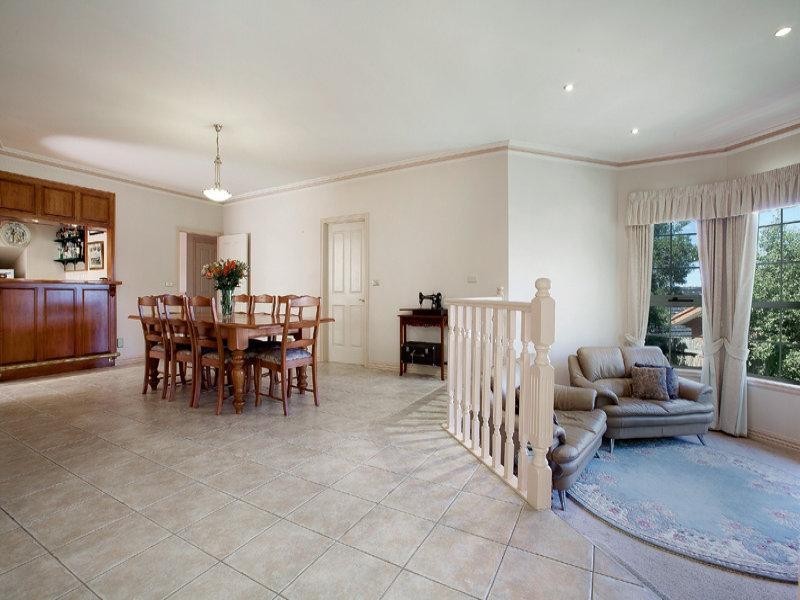 7 Fayette Court, Wheelers Hill VIC 3150