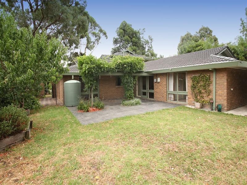 77 Weeden Drive, Vermont South VIC 3133