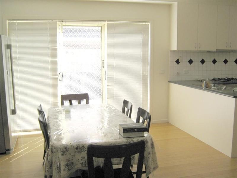 1/52 Medina Road, Glen Waverley VIC 3150