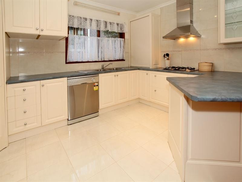 295 Blackburn Road, Burwood East VIC 3151