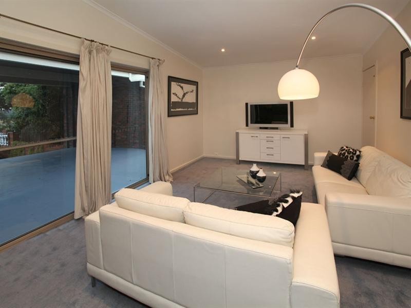 295 Blackburn Road, Burwood East VIC 3151