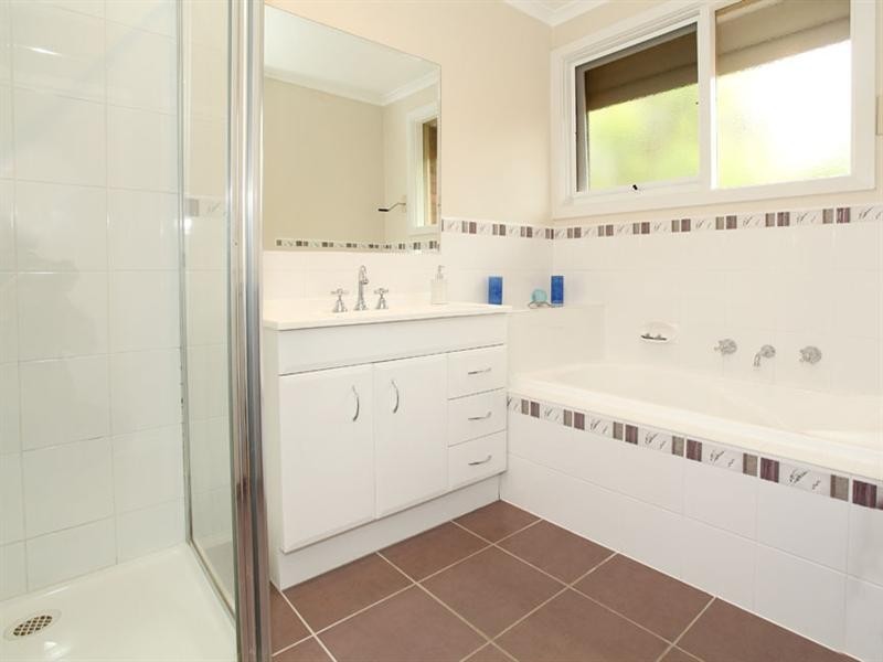 4 Fulwood Place, Mulgrave VIC 3170