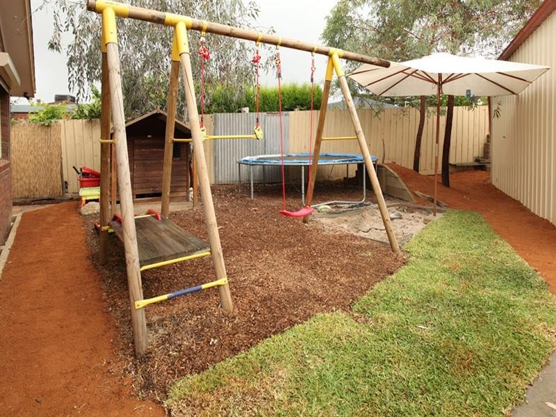 4 Fulwood Place, Mulgrave VIC 3170