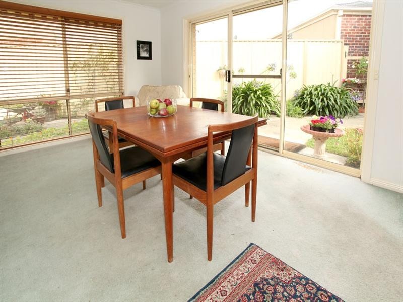 2/4 Dendy Court, Mulgrave VIC 3170