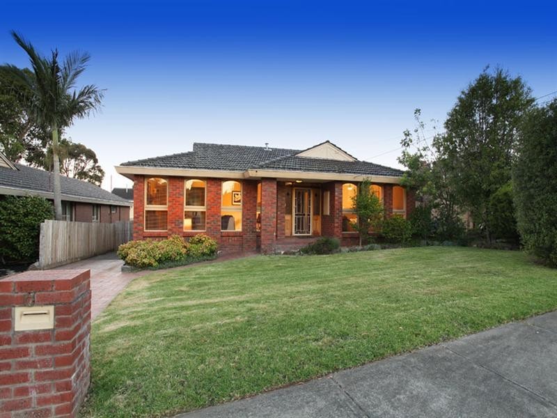 6 Roswell Street, Glen Waverley VIC 3150
