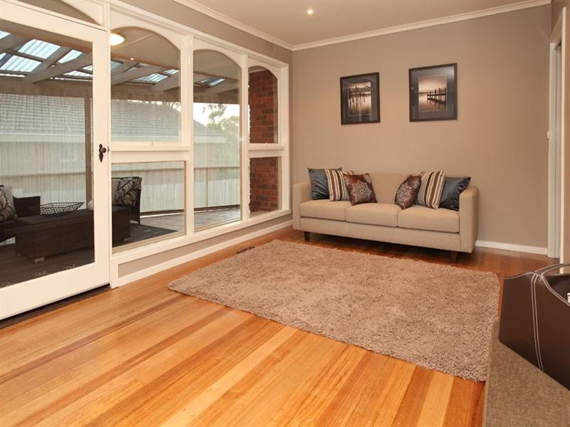 6 Roswell Street, Glen Waverley VIC 3150