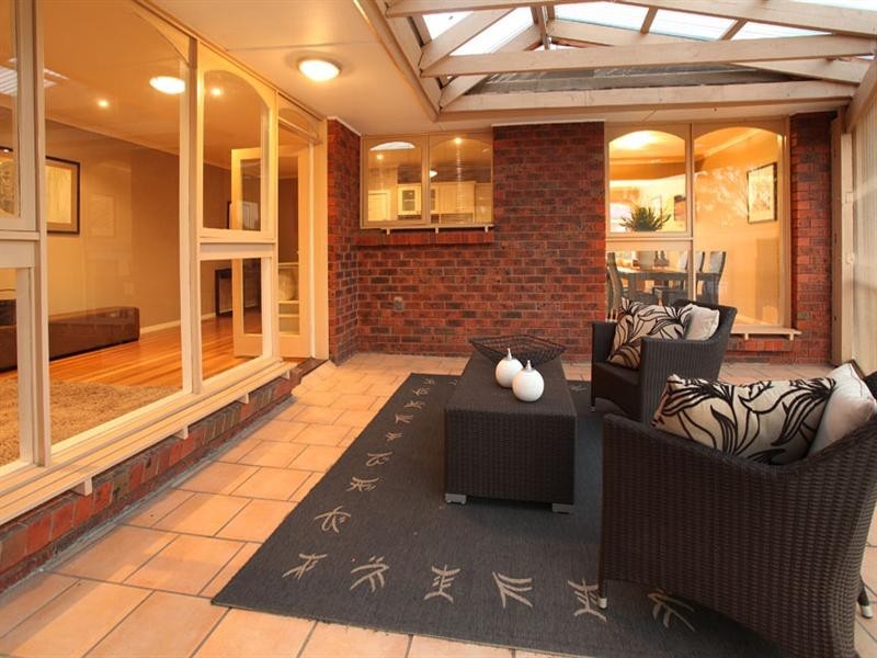 6 Roswell Street, Glen Waverley VIC 3150