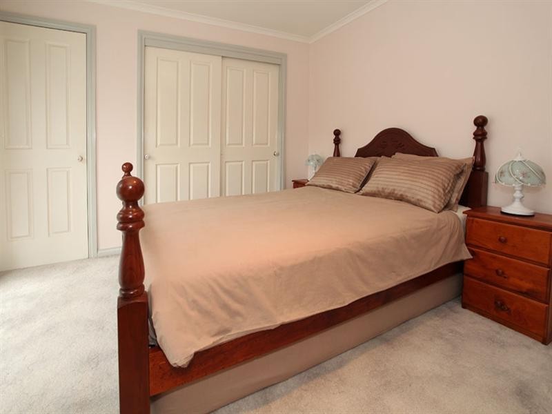 21 Fernbank Crescent, Mulgrave VIC 3170