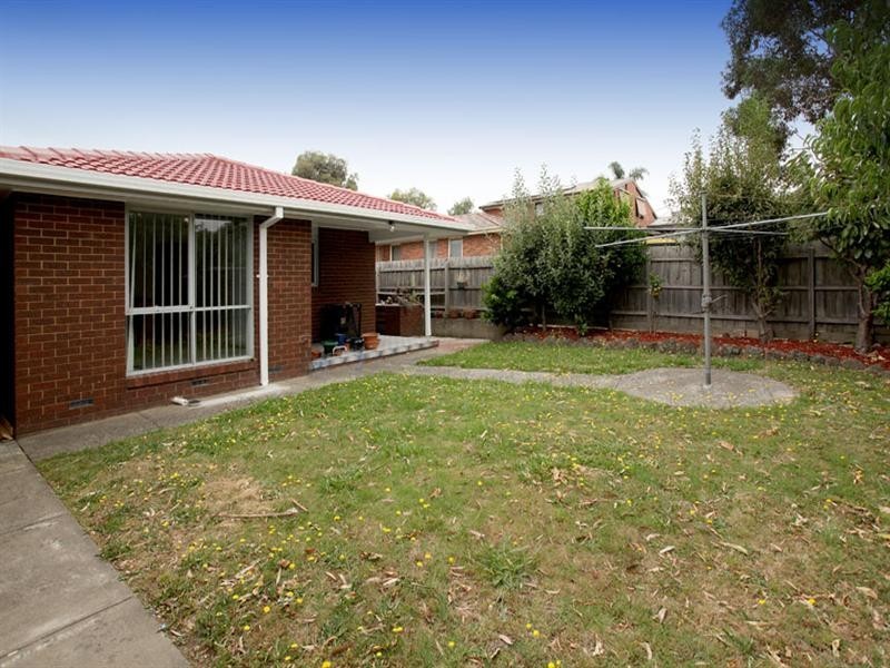 21 Fernbank Crescent, Mulgrave VIC 3170