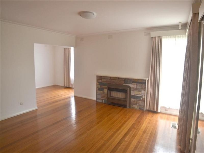 22 Westlands Road, Glen Waverley VIC 3150