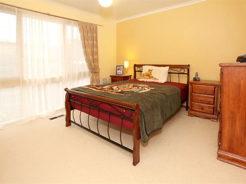 2/13 Vasey Avenue, Mount Waverley VIC 3149