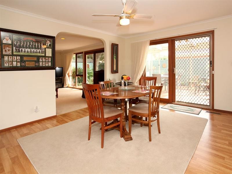 14 Chippendale Terrace, Burwood East VIC 3151