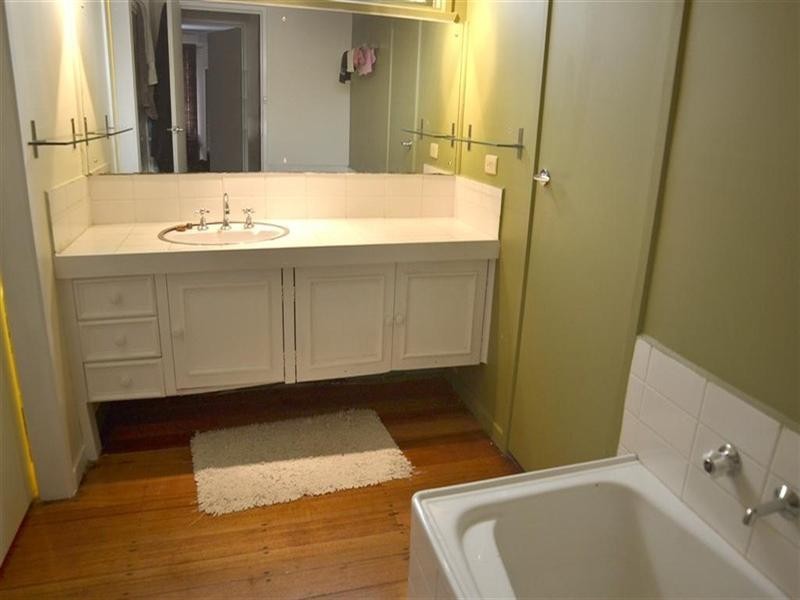 38 Whitehaven Crescent, Mulgrave VIC 3170