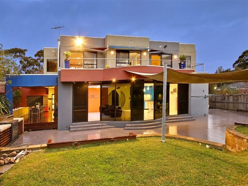 59 Avendon Boulevard, Glen Waverley VIC 3150