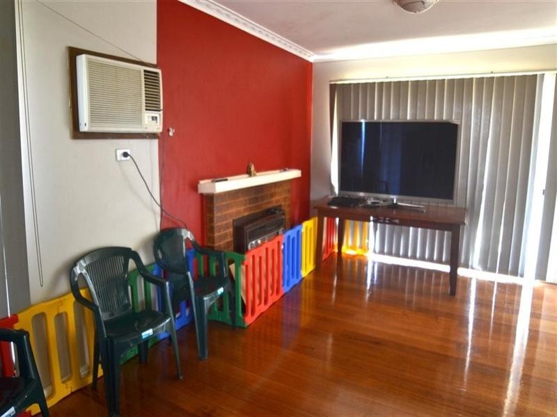 52 Glencairn Street, Mulgrave VIC 3170