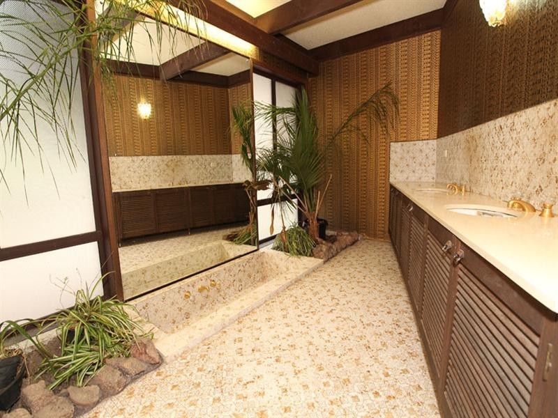 1 Sheringham Drive, Wheelers Hill VIC 3150