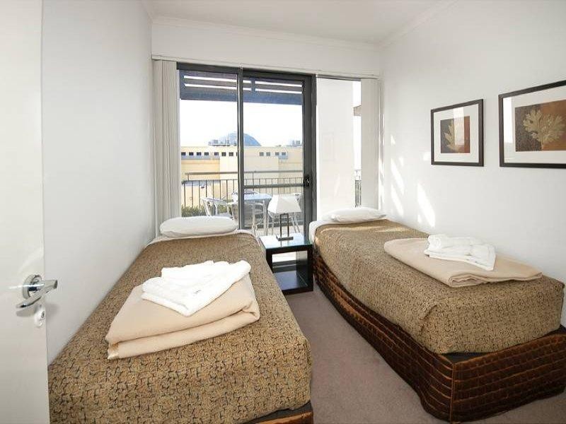 24/2-4 Blair Road, Glen Waverley VIC 3150