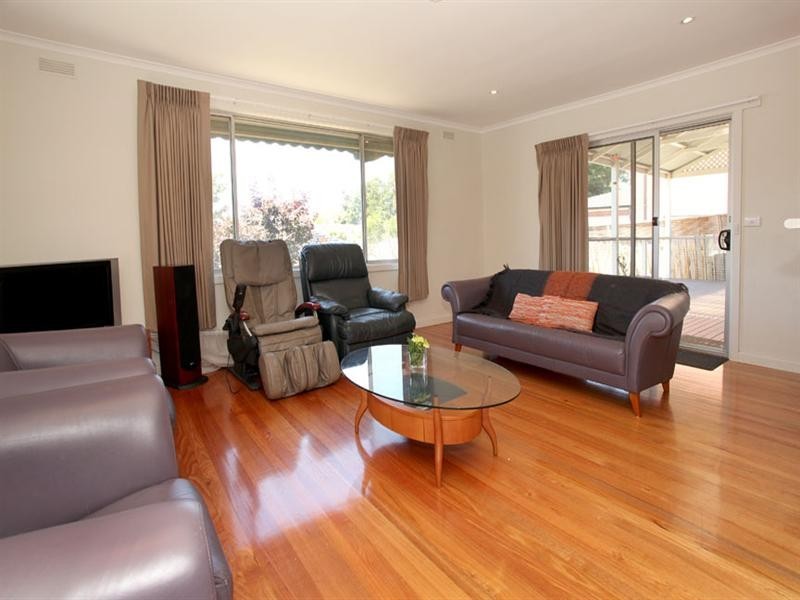 2 The Ridge, Glen Waverley VIC 3150