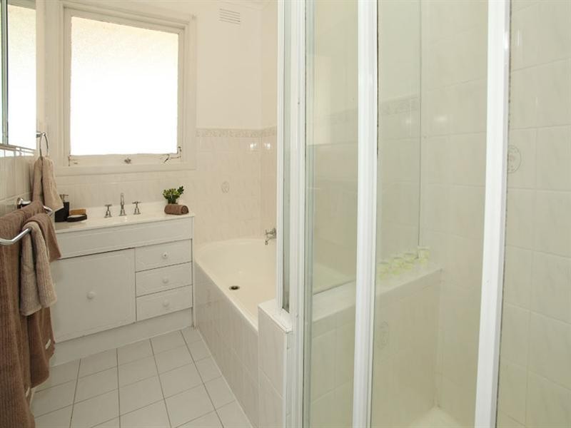 2 The Ridge, Glen Waverley VIC 3150