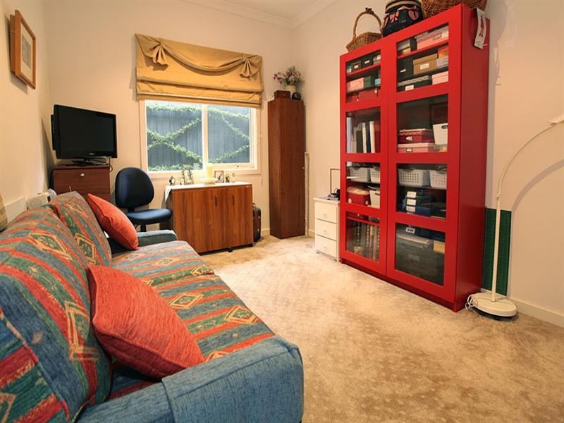 2/33 Lindwall Street, Glen Waverley VIC 3150