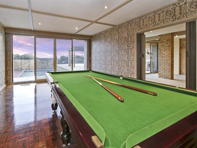 19 Caithness Crescent, Glen Waverley VIC 3150