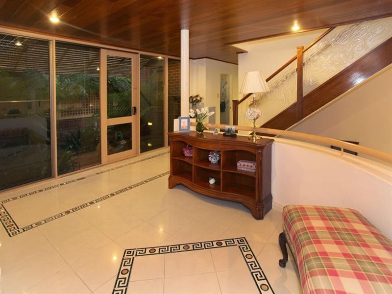 12 Dalkeith Close, Wheelers Hill VIC 3150