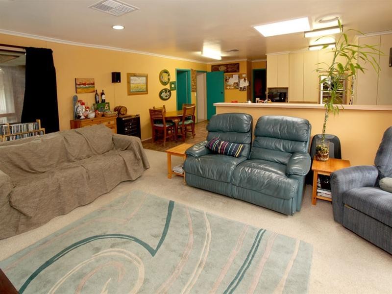 18 Hilton Street, Mount Waverley VIC 3149