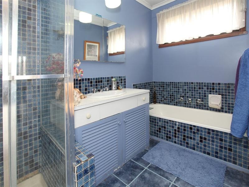 18 Hilton Street, Mount Waverley VIC 3149