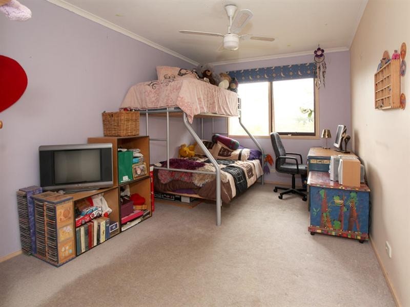 18 Hilton Street, Mount Waverley VIC 3149