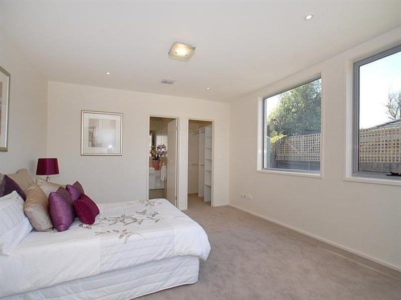 331 Gallaghers Road, Glen Waverley VIC 3150