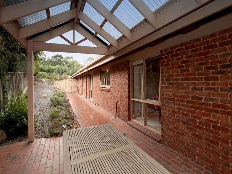 30 Lum Road, Wheelers Hill VIC 3150