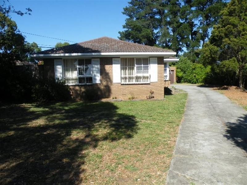 1/15 Crown Street, Glen Waverley VIC 3150