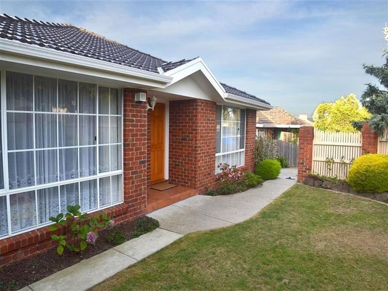 1/21 Fairhills Parade, Glen Waverley VIC 3150
