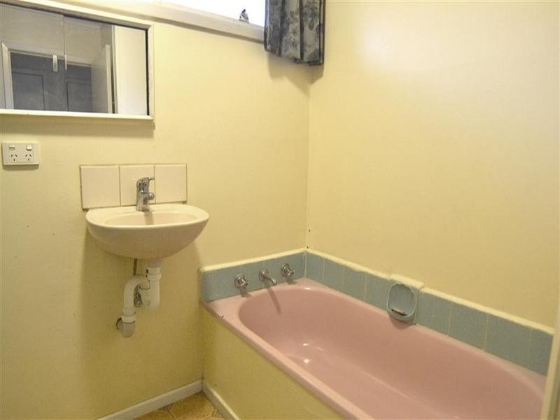 1/1 Joyce Avenue, Glen Waverley VIC 3150