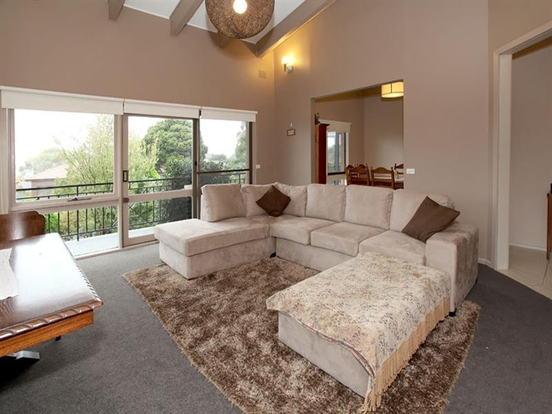 1 Glebe Place, Wheelers Hill VIC 3150