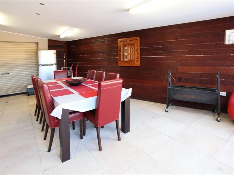 119 Herriotts Boulevard, Glen Waverley VIC 3150