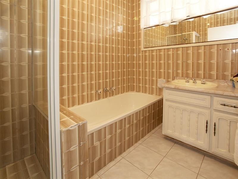 509 Ferntree Gully Road, Glen Waverley VIC 3150