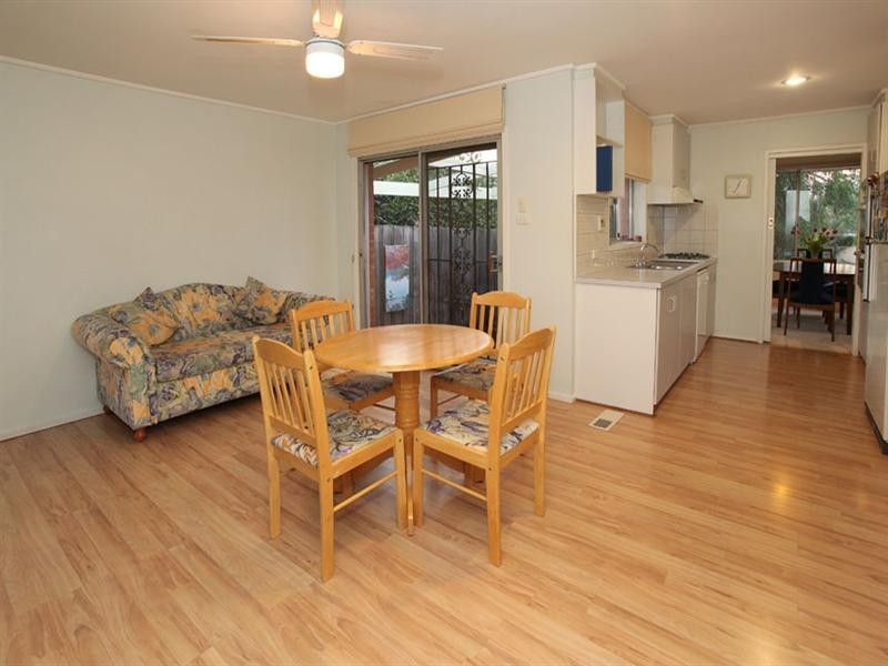 9 Walnut Court, Mulgrave VIC 3170
