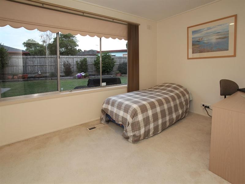 9 Walnut Court, Mulgrave VIC 3170
