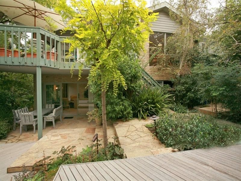 13 Bengal Crescent, Mount Waverley VIC 3149