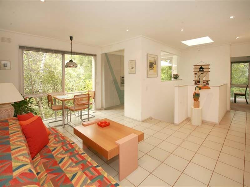 13 Bengal Crescent, Mount Waverley VIC 3149